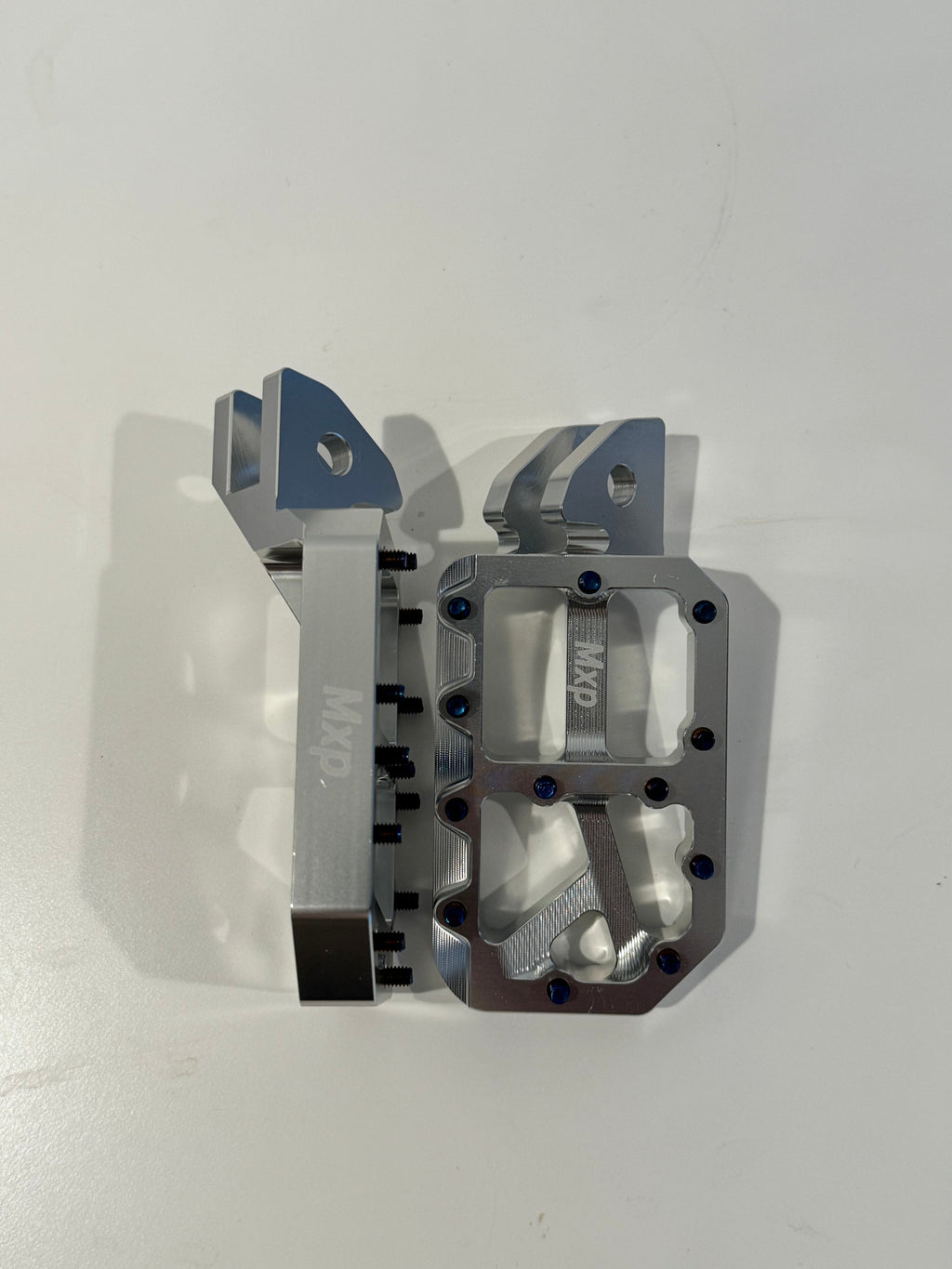 Foot Pegs - All Emoto