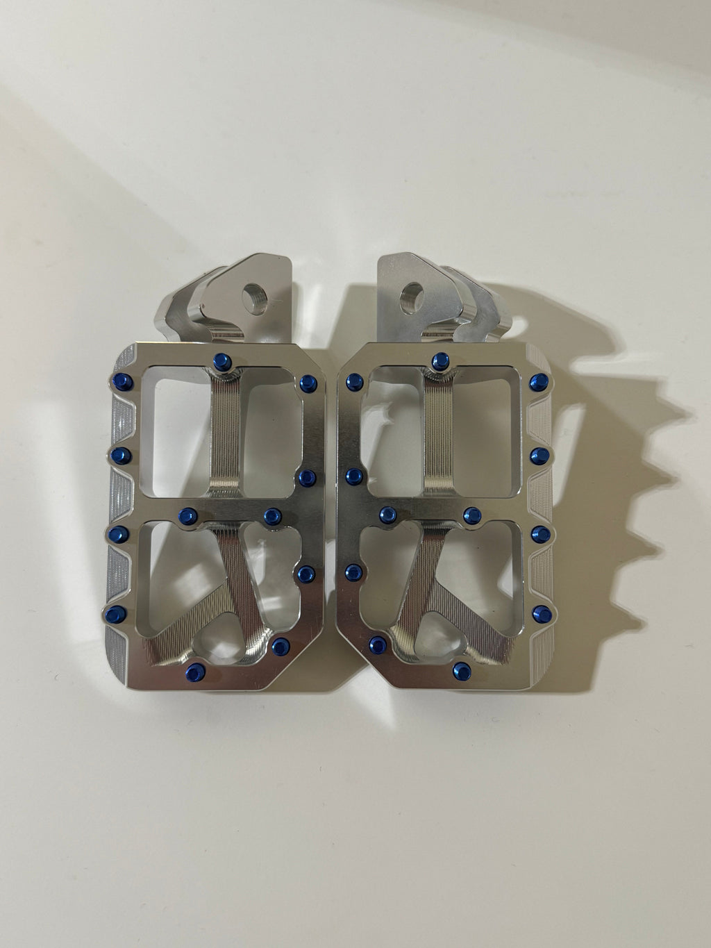 Foot Pegs - All Emoto