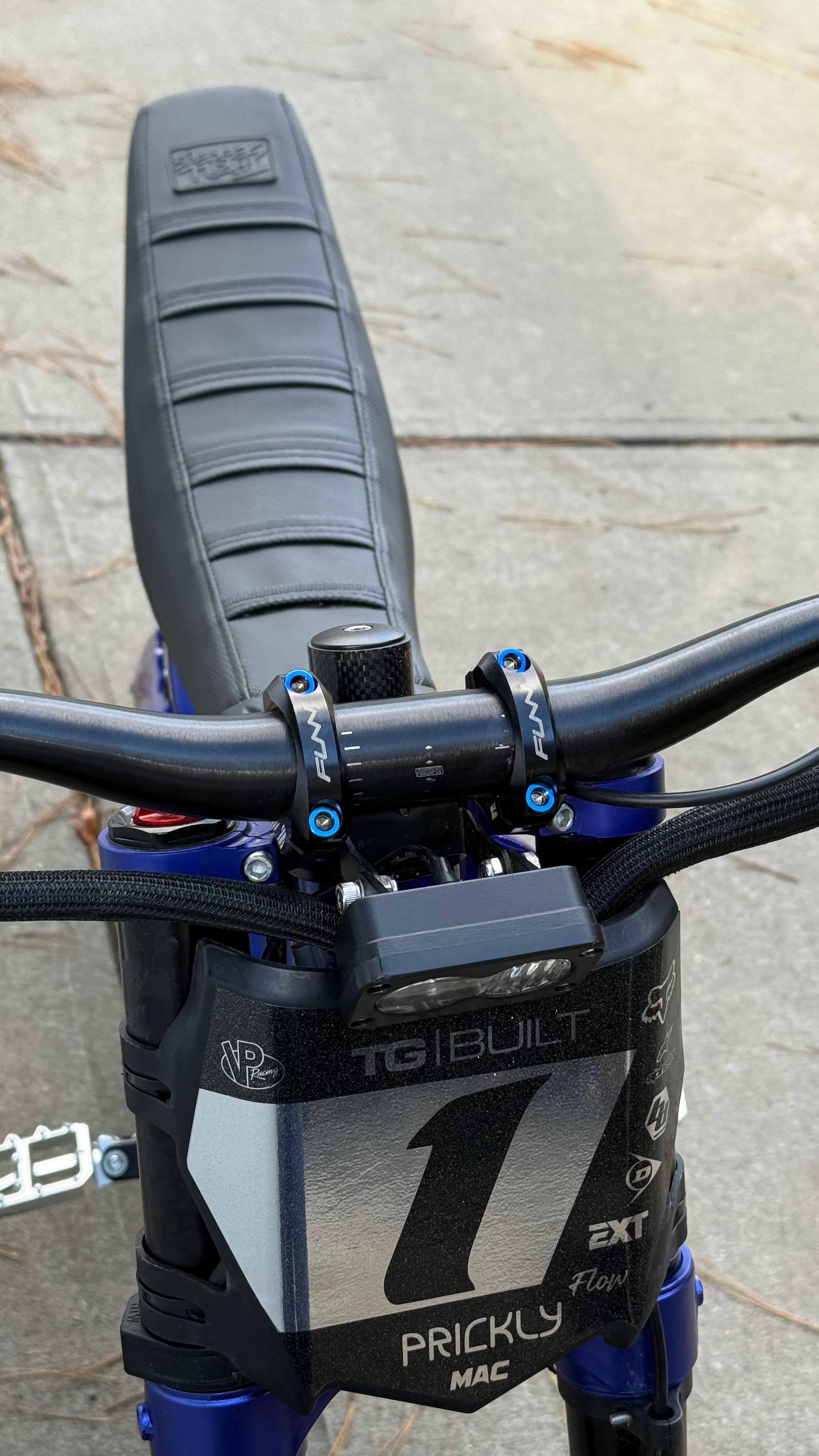 Direct Mount Bolts (4pcs)